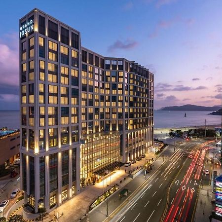 Grand Josun Busan Luaran gambar The hotel at night