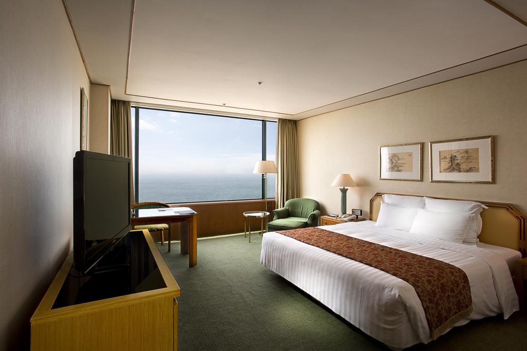 Grand Josun Busan Luaran gambar A room at the hotel