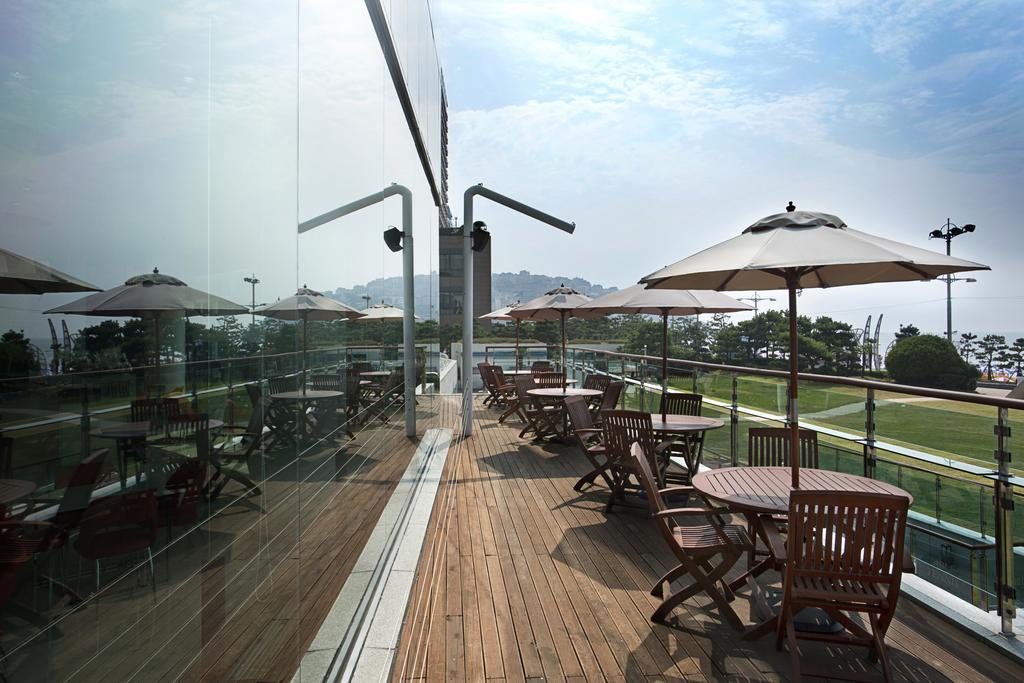 Grand Josun Busan Luaran gambar The clubhouse at the Sha Tin Racecourse