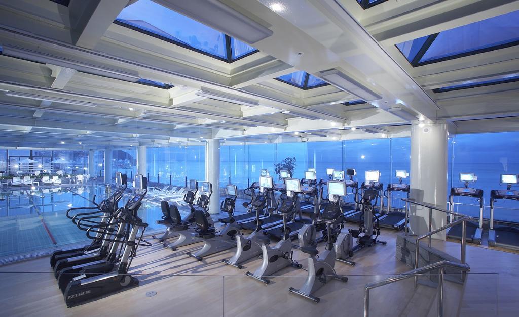 Grand Josun Busan Luaran gambar The gym at the 57th floor